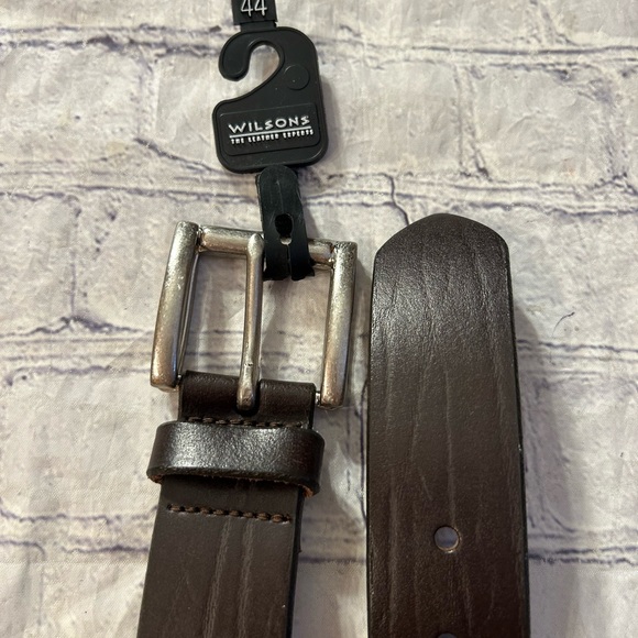 WILSONS THE LEATHER EXPERTS SOLID BRASS PELLE STUDIO ITALIAN LEATHER BELT 44 - Picture 2 of 9